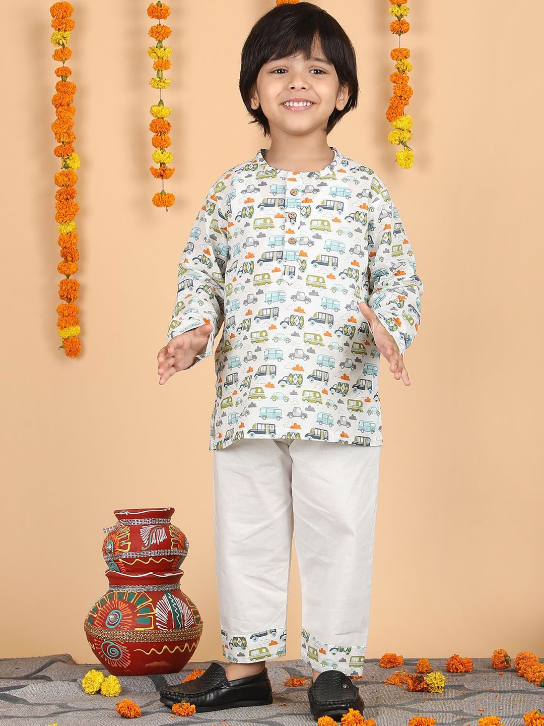 

Polka Tots Boys Printed Pure Cotton Straight Kurta with Pyjamas, White