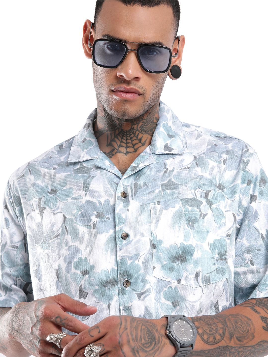 

WROGN Men Cuban Collar Floral Printed Casual Shirt, Blue
