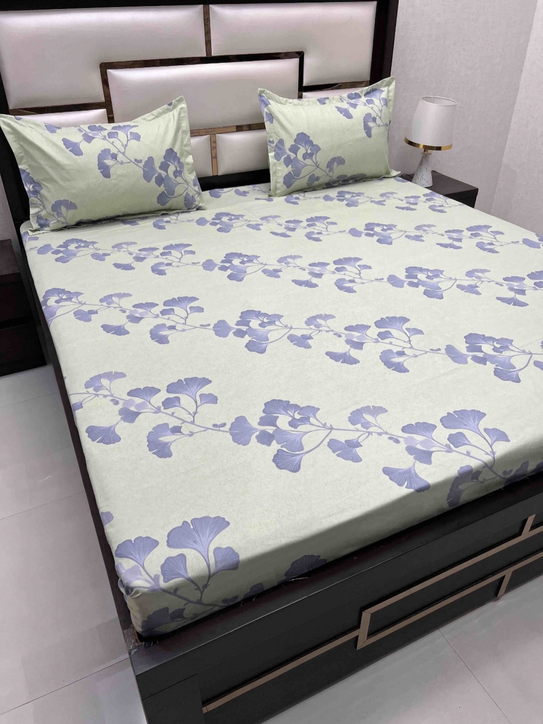 

Pure Decor Green & Blue Floral Cotton 210 TC Queen Bedsheet with 2 Pillow Covers