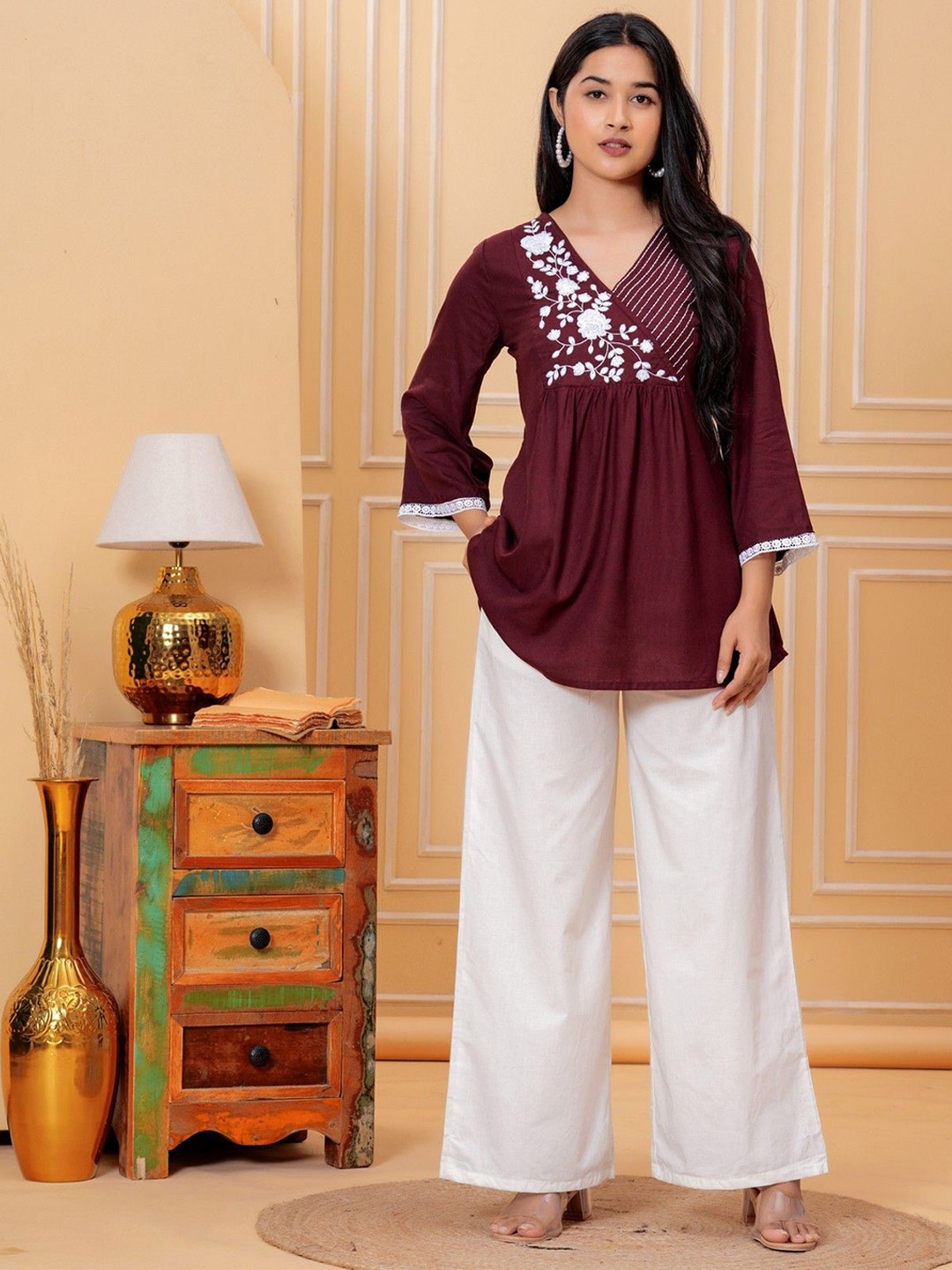 

KANIKA CREATION Women Floral Embroidered V-Neck Top, Brown