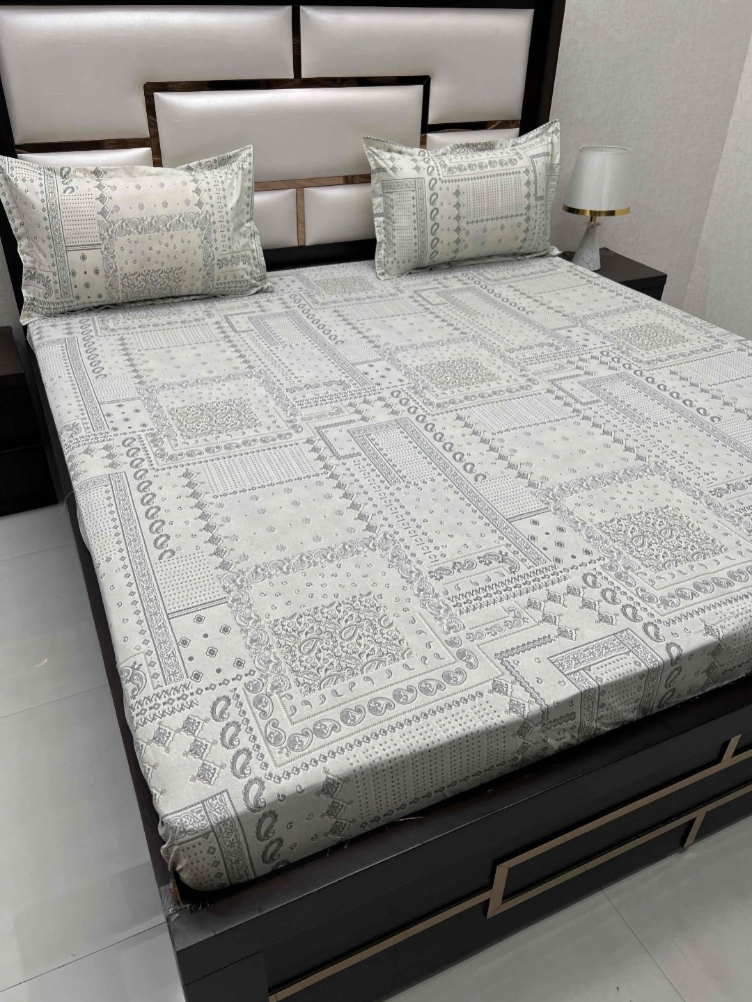 

Pure Decor Velar Fur Sib Grey Ethnic 240 TC Pure Cotton Super King Bedsheet Set