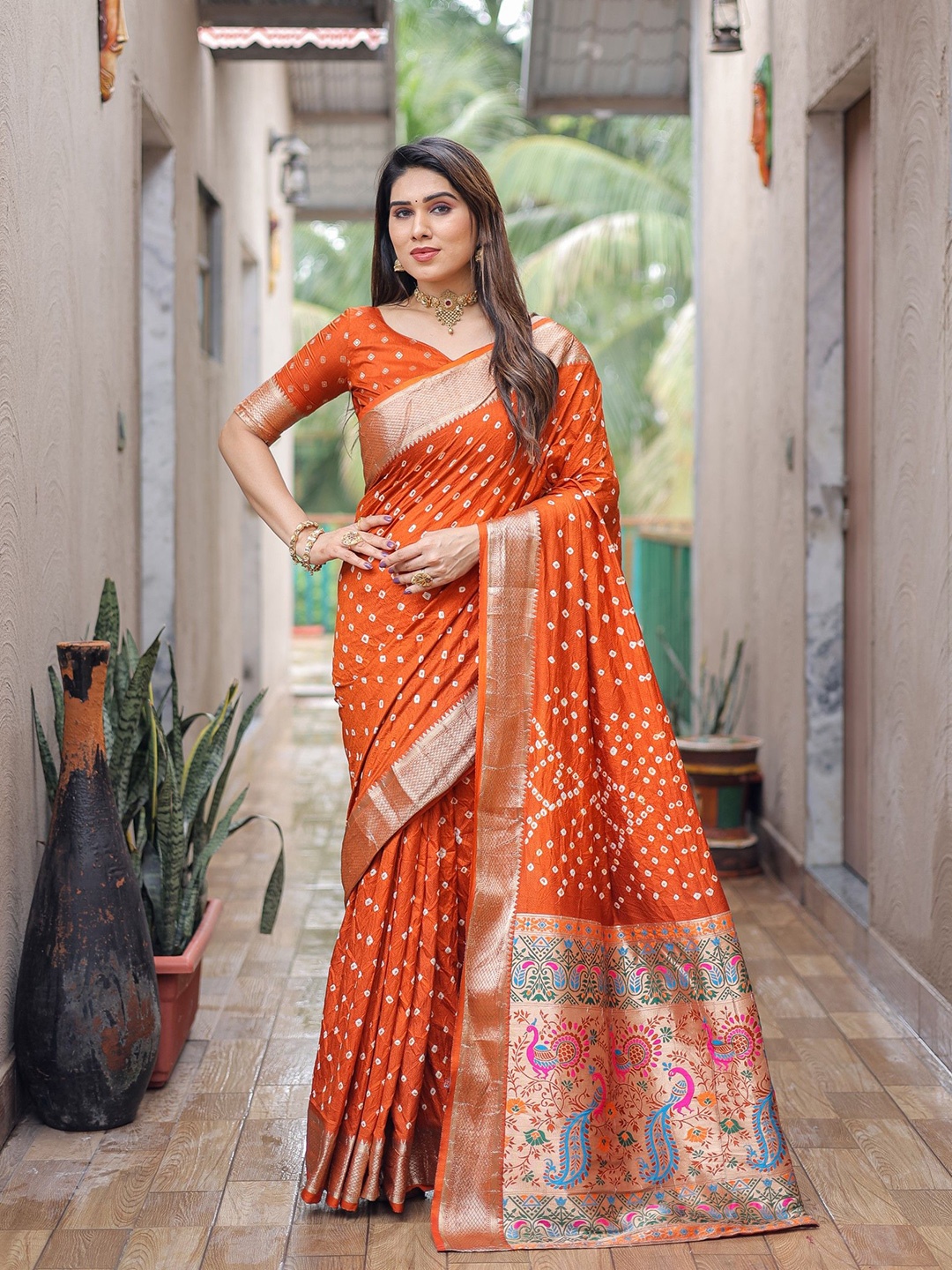 

Anaita Bandhani Zari Pure Silk Bandhani Saree, Orange