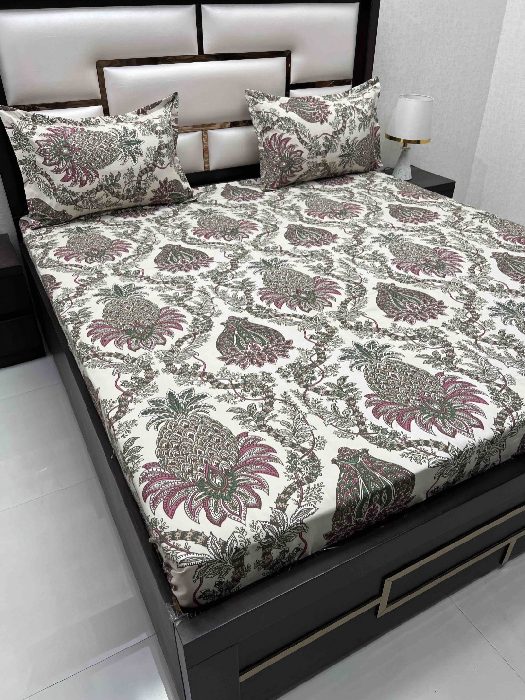 

Pure Decor Amulya White Printed 250 TC Microfiber Queen Bedsheet with 2 Pillow Covers