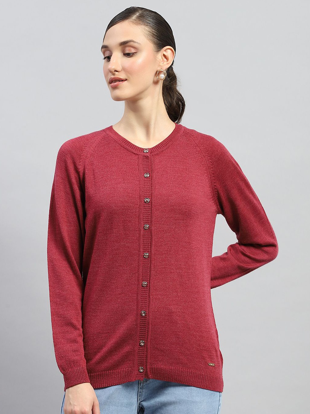 

Monte Carlo Women Solid Round Neck Cardigan, Maroon