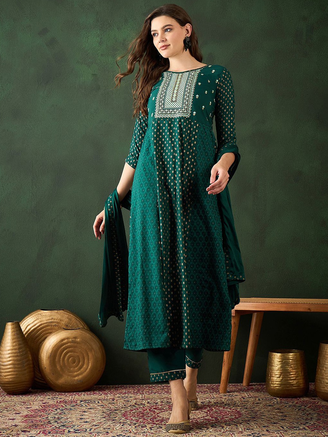 

Sangria Floral Embroidered Foil Printed Straight Kurta With Trousers and Dupatta, Green