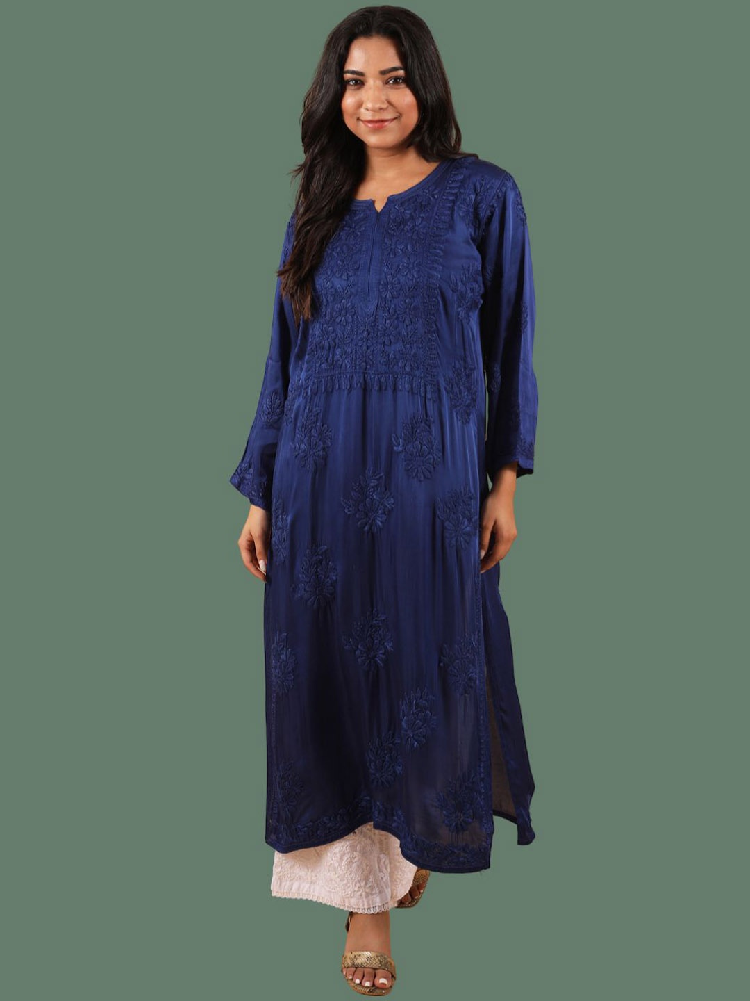 

Hastya Kala Floral Embroidered Chikankari Satin Straight Kurta, Blue