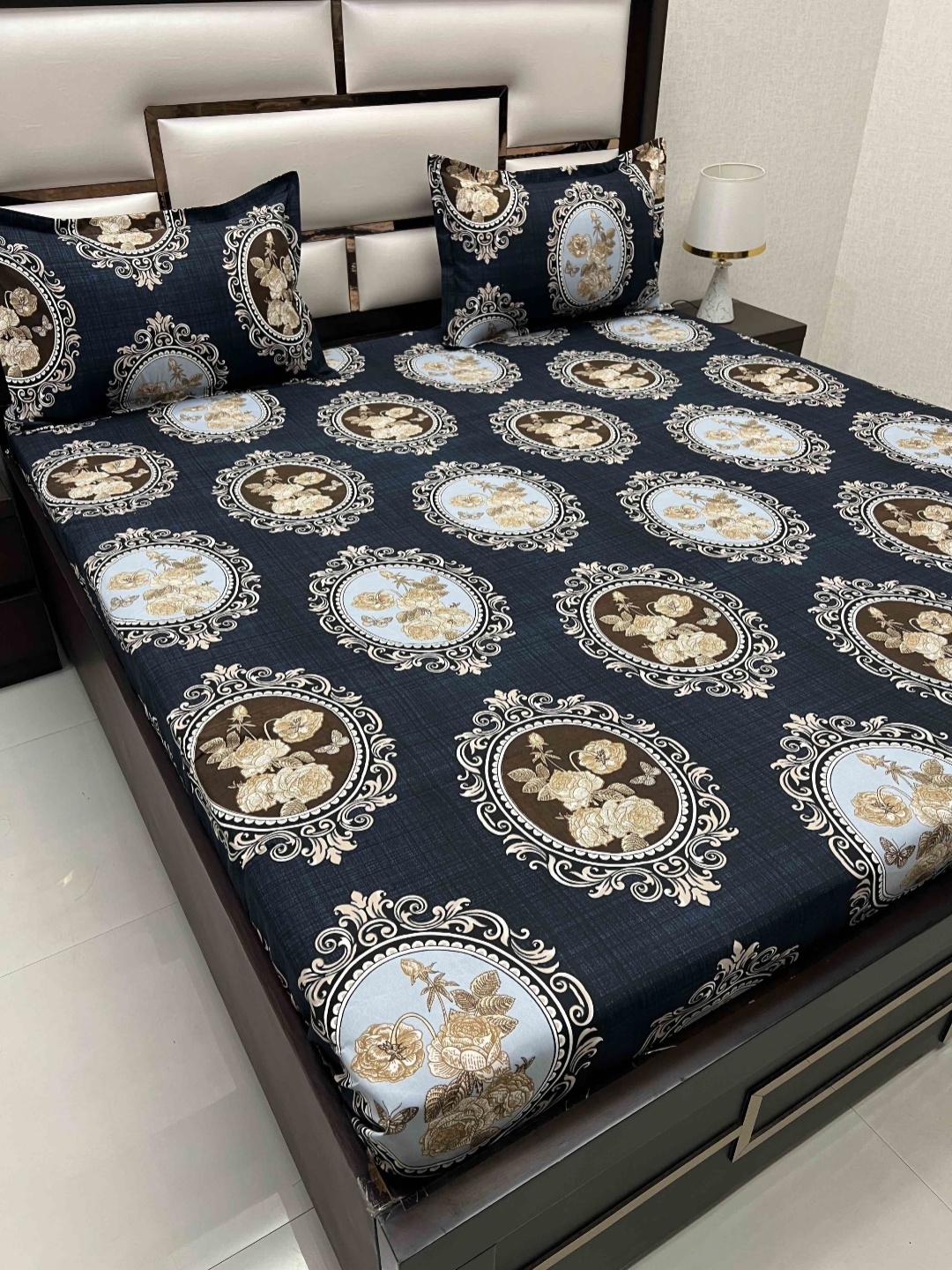 

Pure Decor Amulya Blue & White Ethnic Motifs 300 TC Queen Bedsheet with 2 Pillow Covers