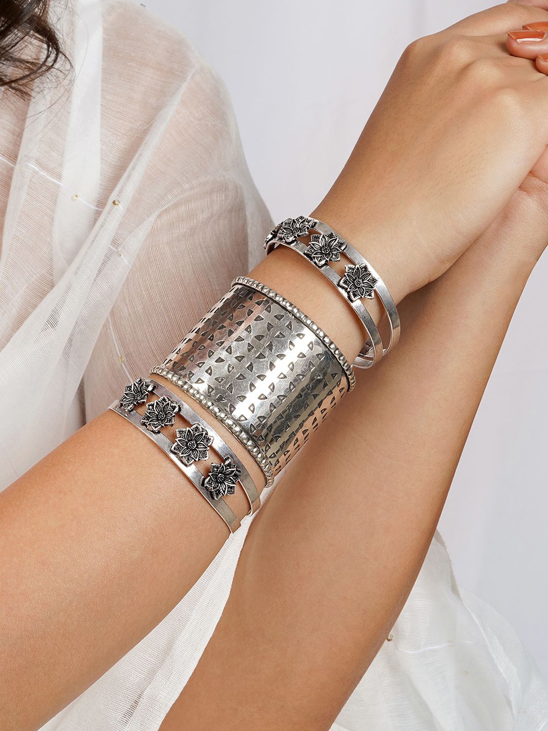 

TEEJH Set Of 3 Oxidised Cuff Bracelets, Silver