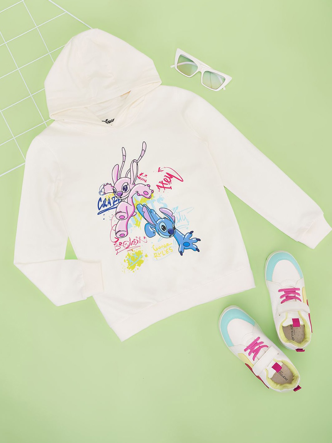

Pantaloons Junior Girls Graphic Printed Sweatshirt, Off white