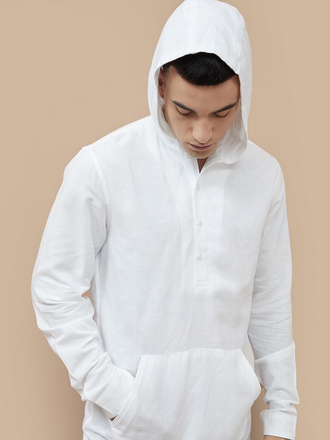 

Bossini Men Solid Opaque Hooded Casual Shirt, White