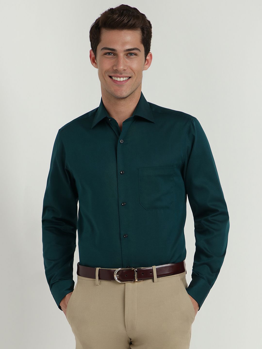 

Allen Solly Sport Men Classic Spread Collar Solid Cotton Formal Shirt, Green