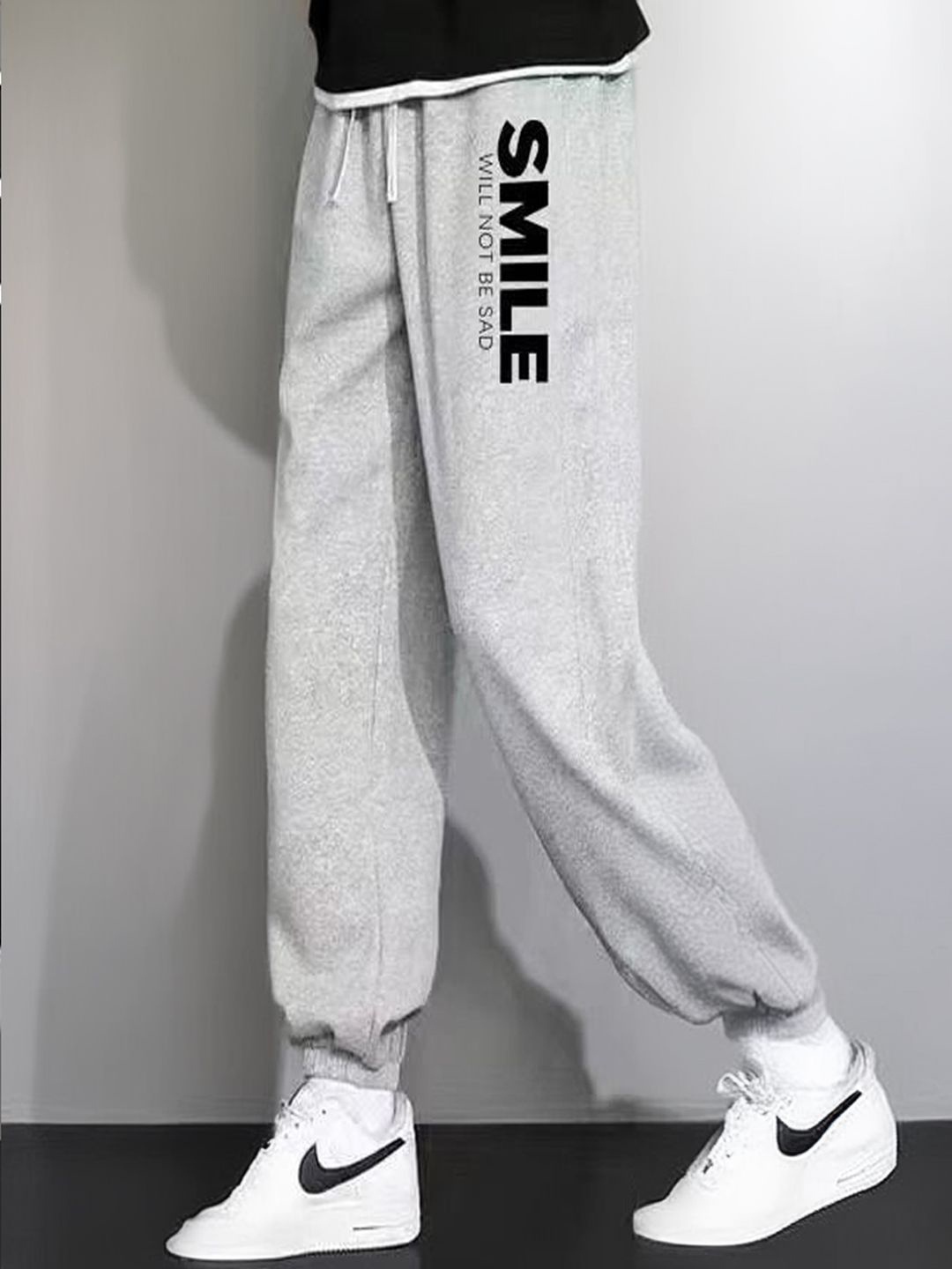 

StyleCast Men Printed Relaxed-Fit Joggers, Grey