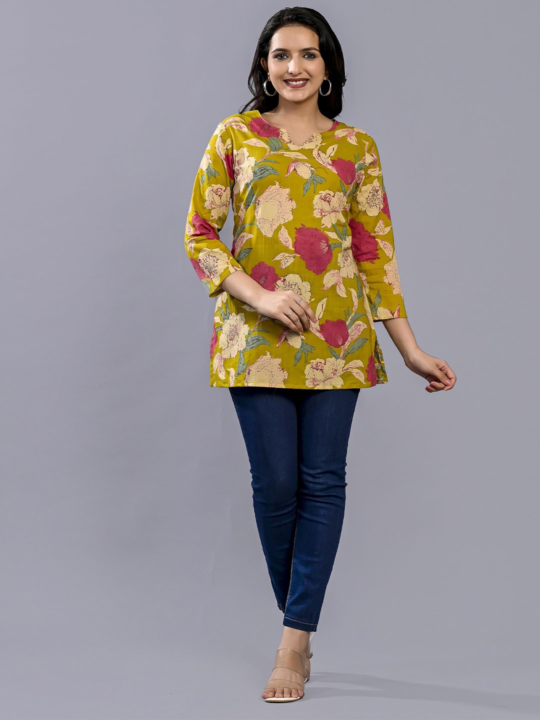 

PIDAVLIYA'S Floral Printed V-Neck Pure Cotton Handloom Kurti, Yellow