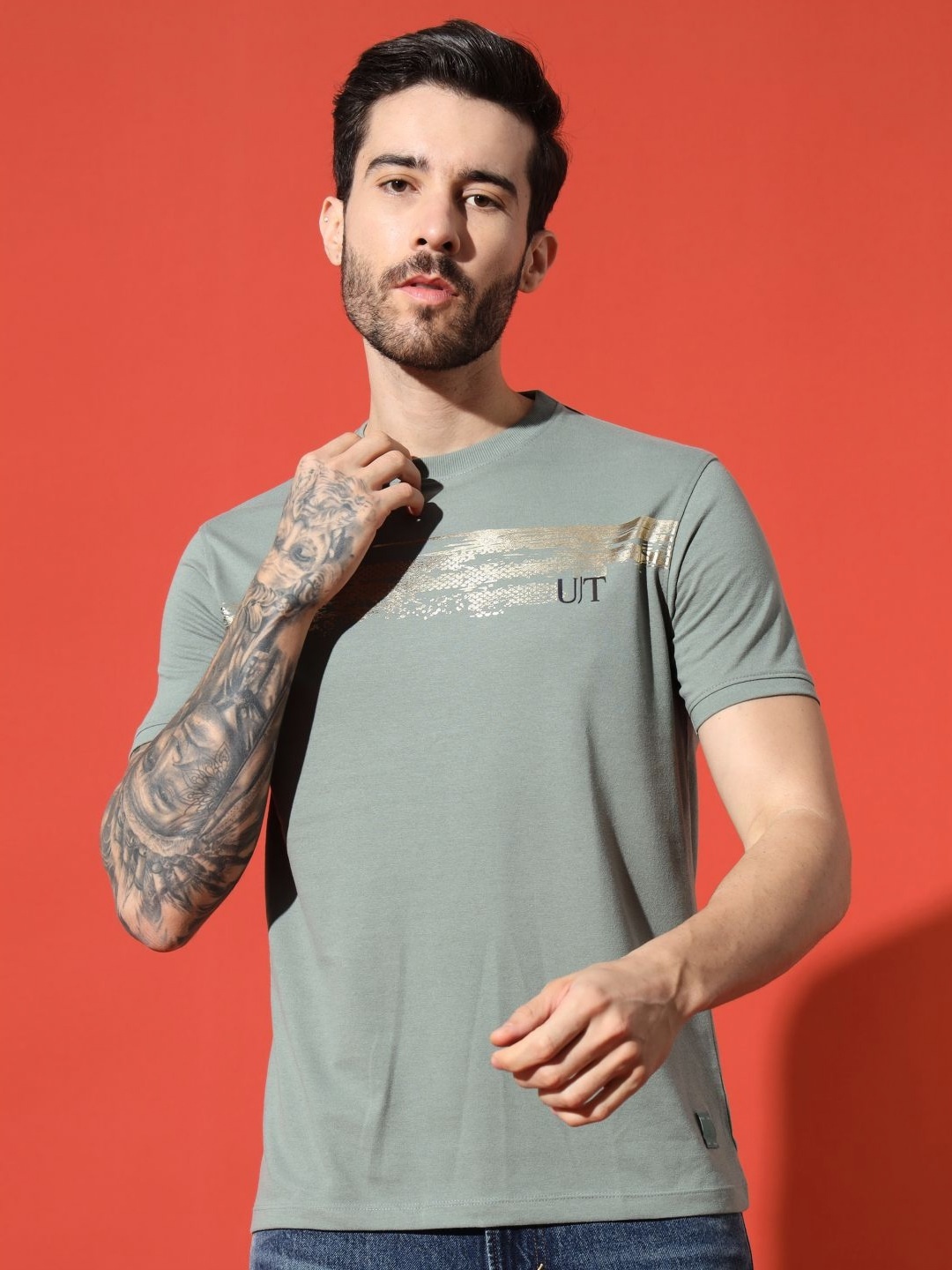 

URBAN TRAIL Men Graphic Printed Round Neck Cotton T-shirt, Grey