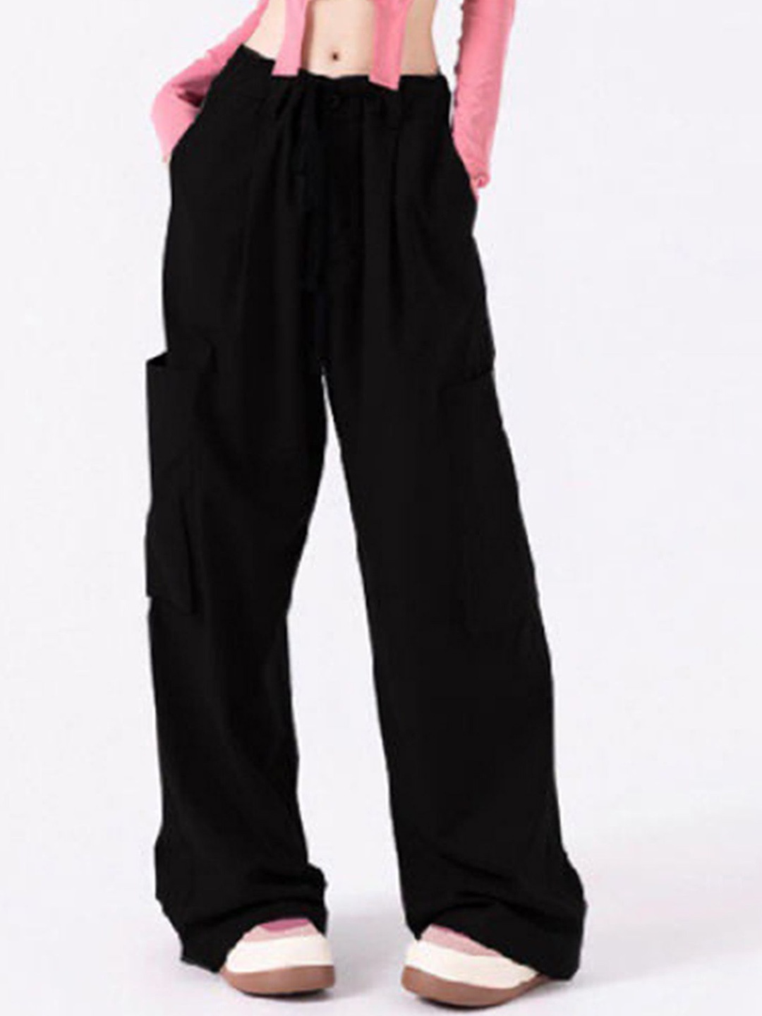 

LULU & SKY Women Loose Fit Trousers, Black