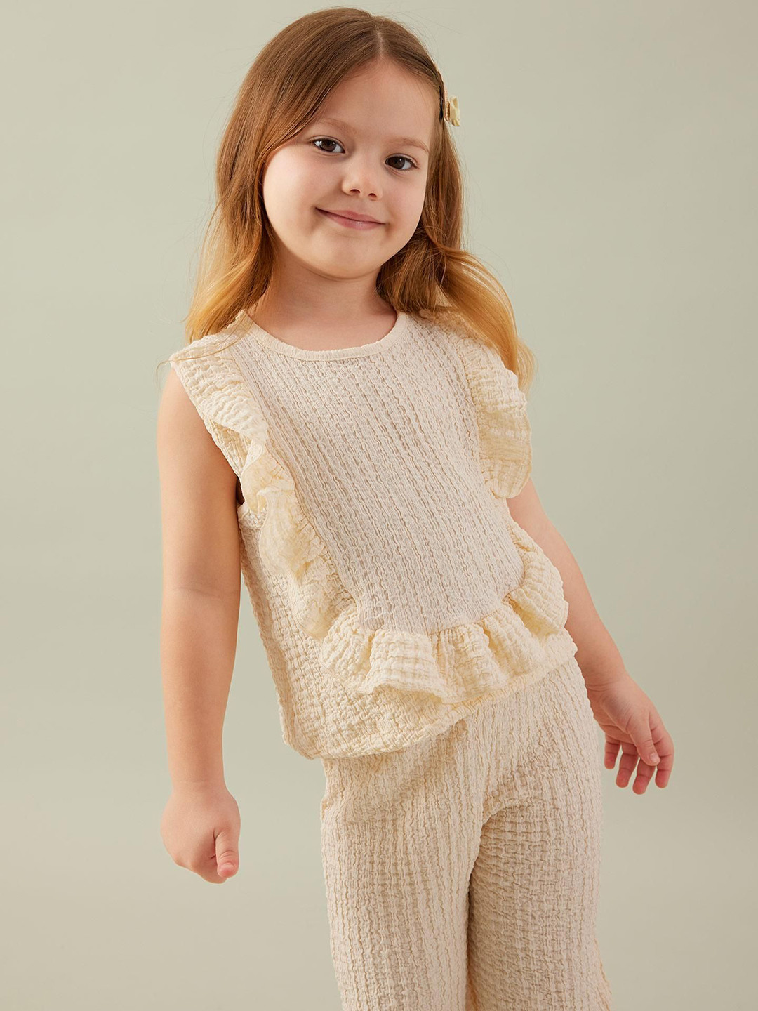 

DeFacto Infants Girls Self Design Top With Trousers, Off white