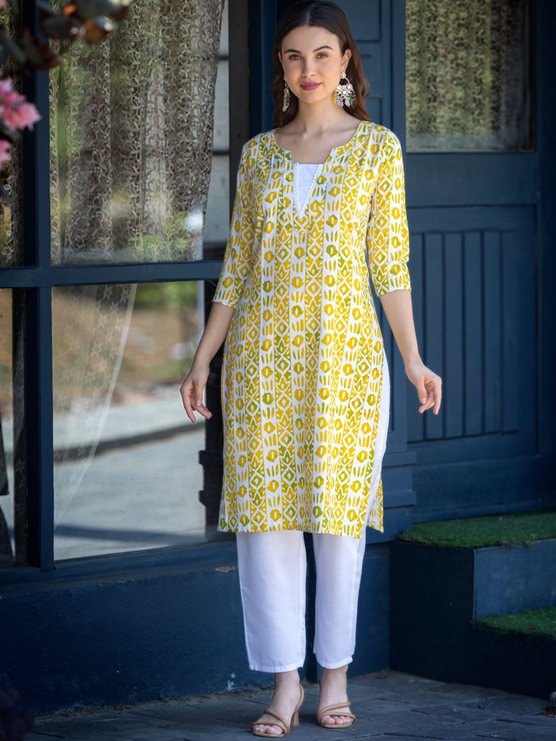 

KALINI Geometric Printed Thread Work Straight Kurta with Trousers, Yellow