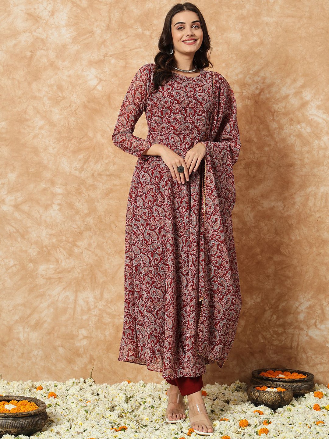 

KALINI Women Paisley Printed Regular Gotta Patti Kurta with Trousers & With Dupatta, Maroon