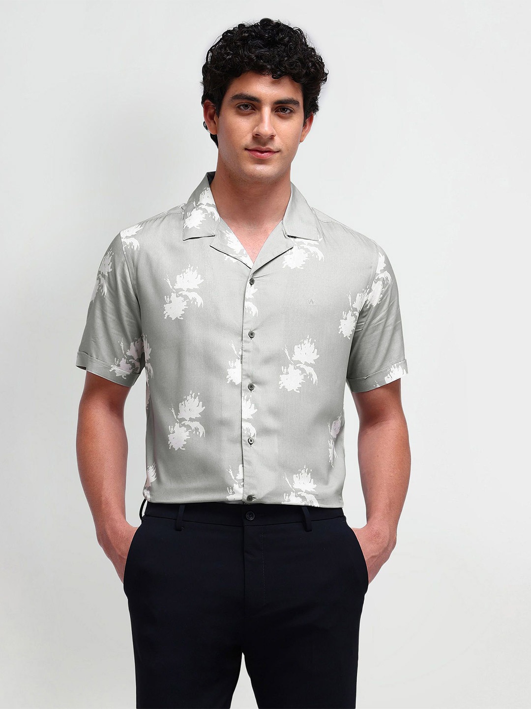 

Arrow New York Men Comfort Cuban Collar Floral Printed Cotton Slim Fit Formal Shirt, Grey