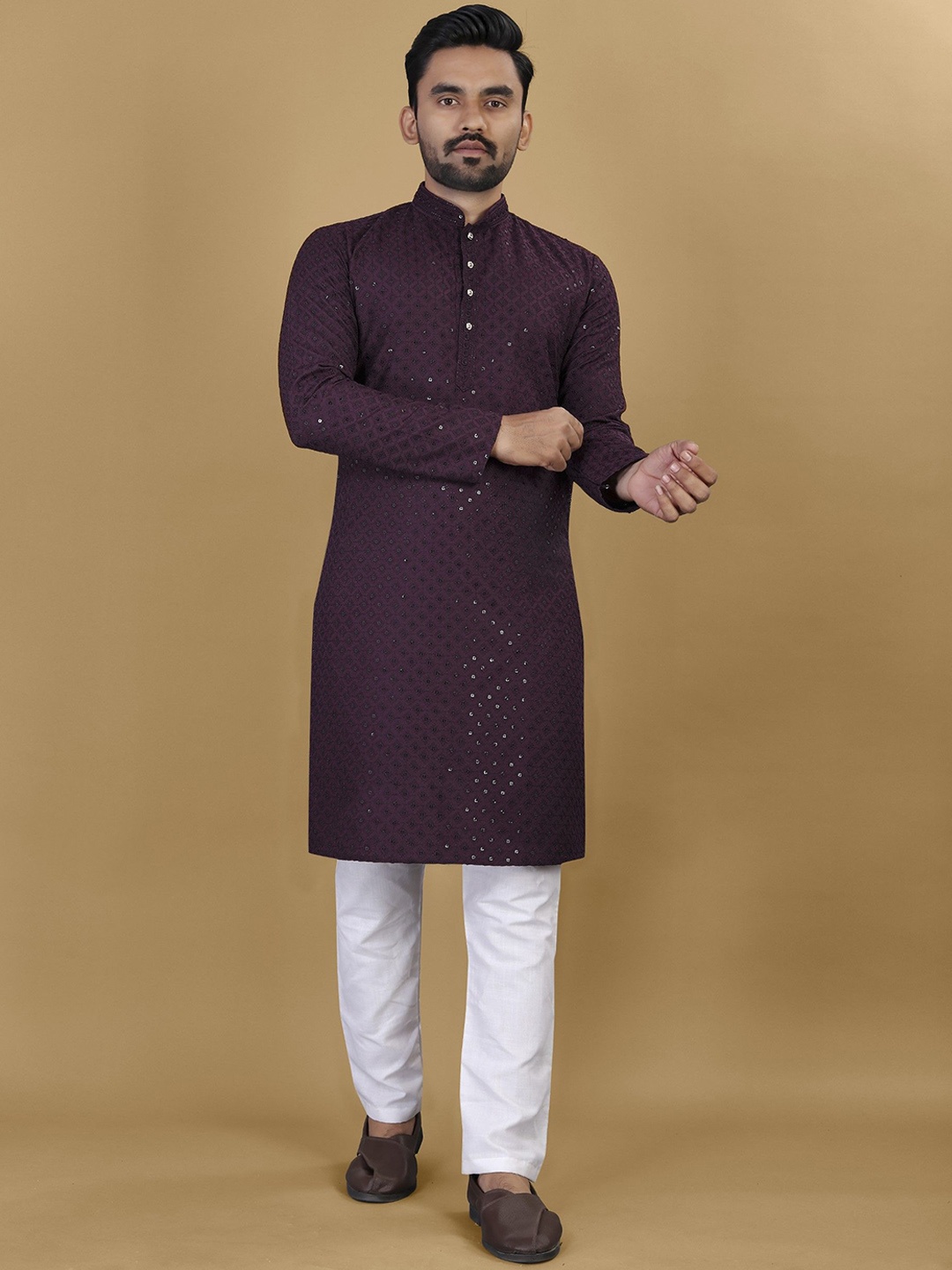 

Anaita Geometric Embroidered Mandarin Collar Sequins Straight Kurta, Violet