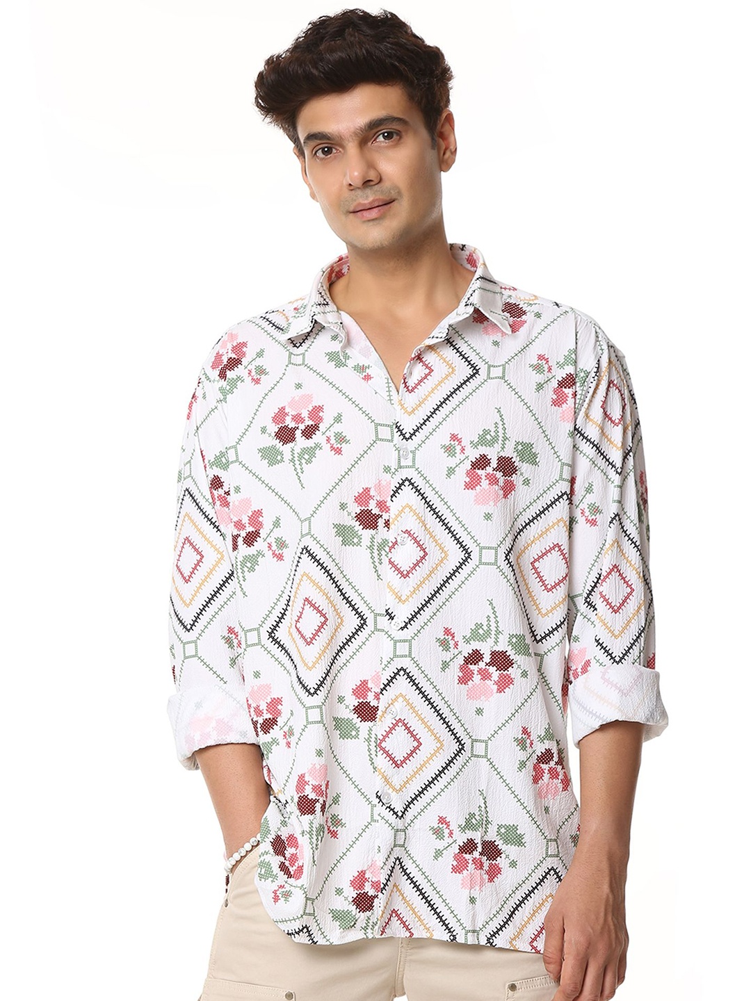 

Studd Muffyn Men Spread Collar Relaxed Floral Printed Cotton Shirt, White