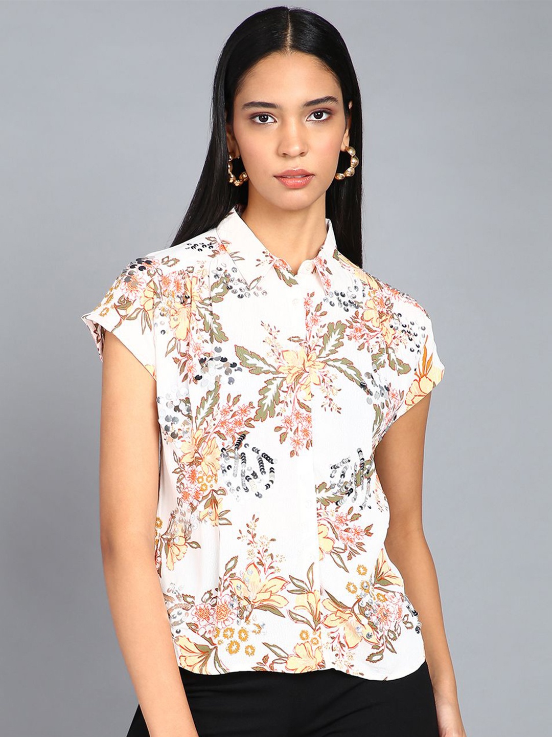 

SAFFE Women Floral Printed Shirt Collar Top, White
