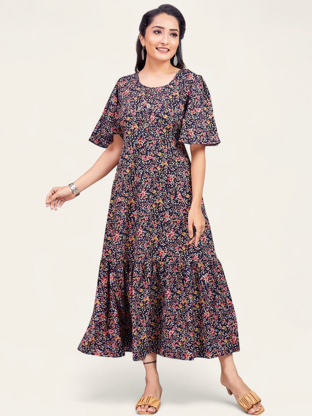 

PAMPER YOURSELF Floral Printed Fit and Flare Maxi Dress, Navy blue