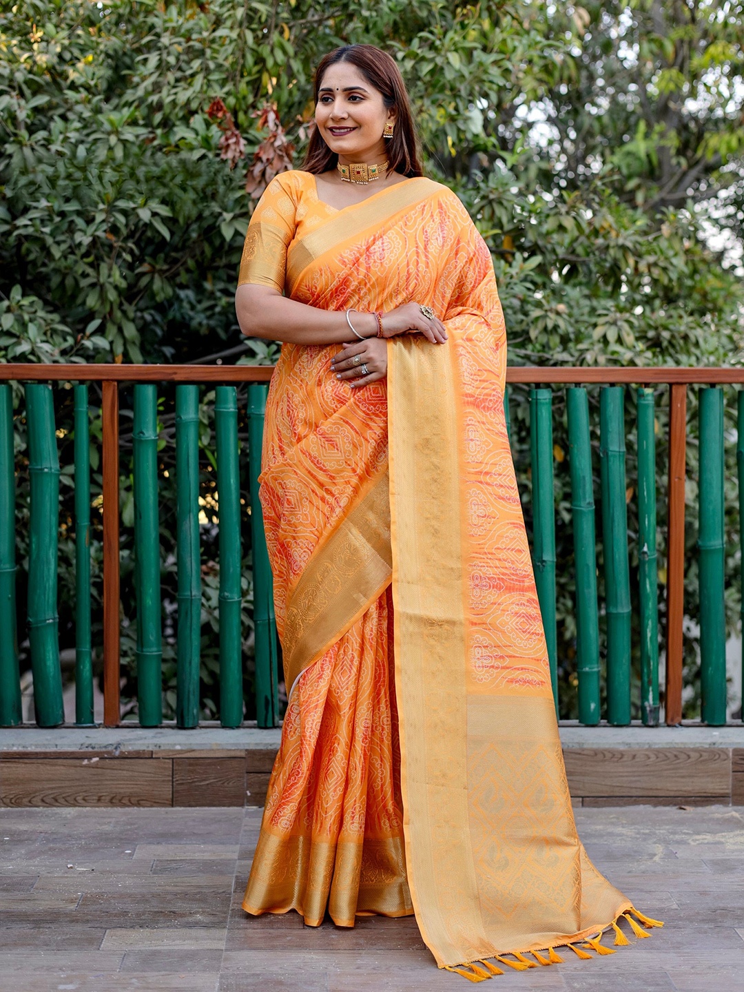 

Anaita Bandhani Printed Pure Silk Saree, Orange