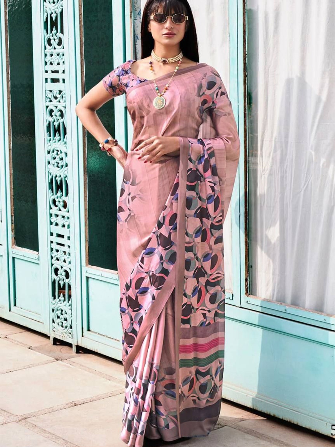 

Anaita Geometric Silk Blend Saree, Purple