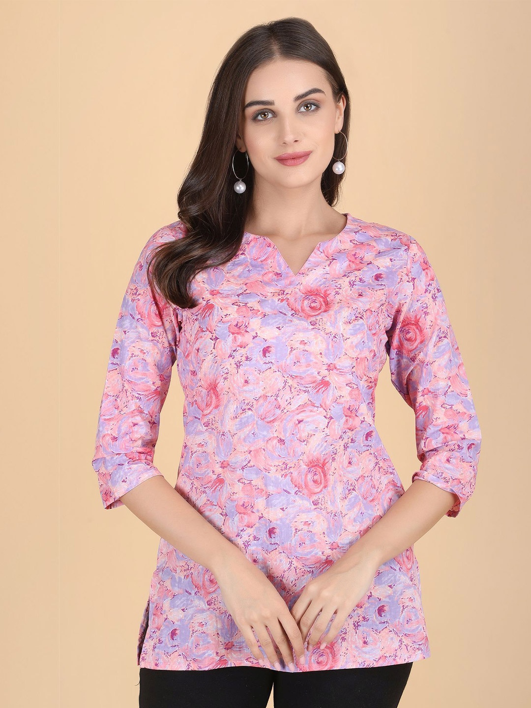 

PIDAVLIYA'S Floral Printed V-Neck Pure Cotton Kurti, Pink