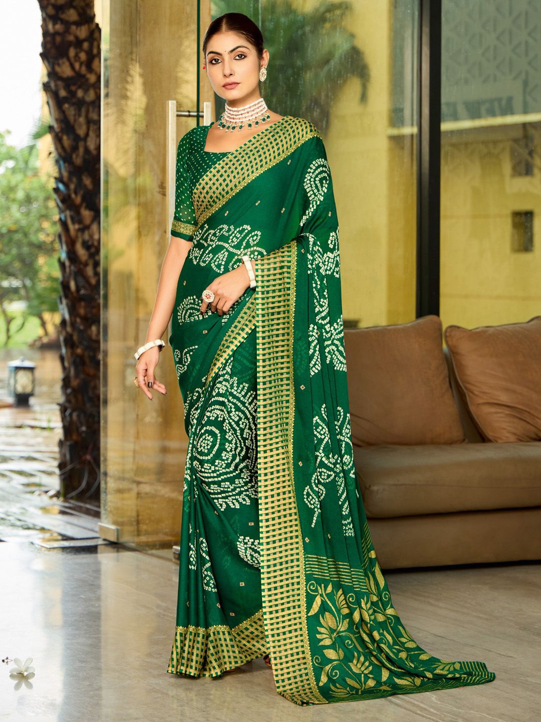 

Anouk Bandhani Green Poly Georgette Bandhani Saree with Matching Blouse