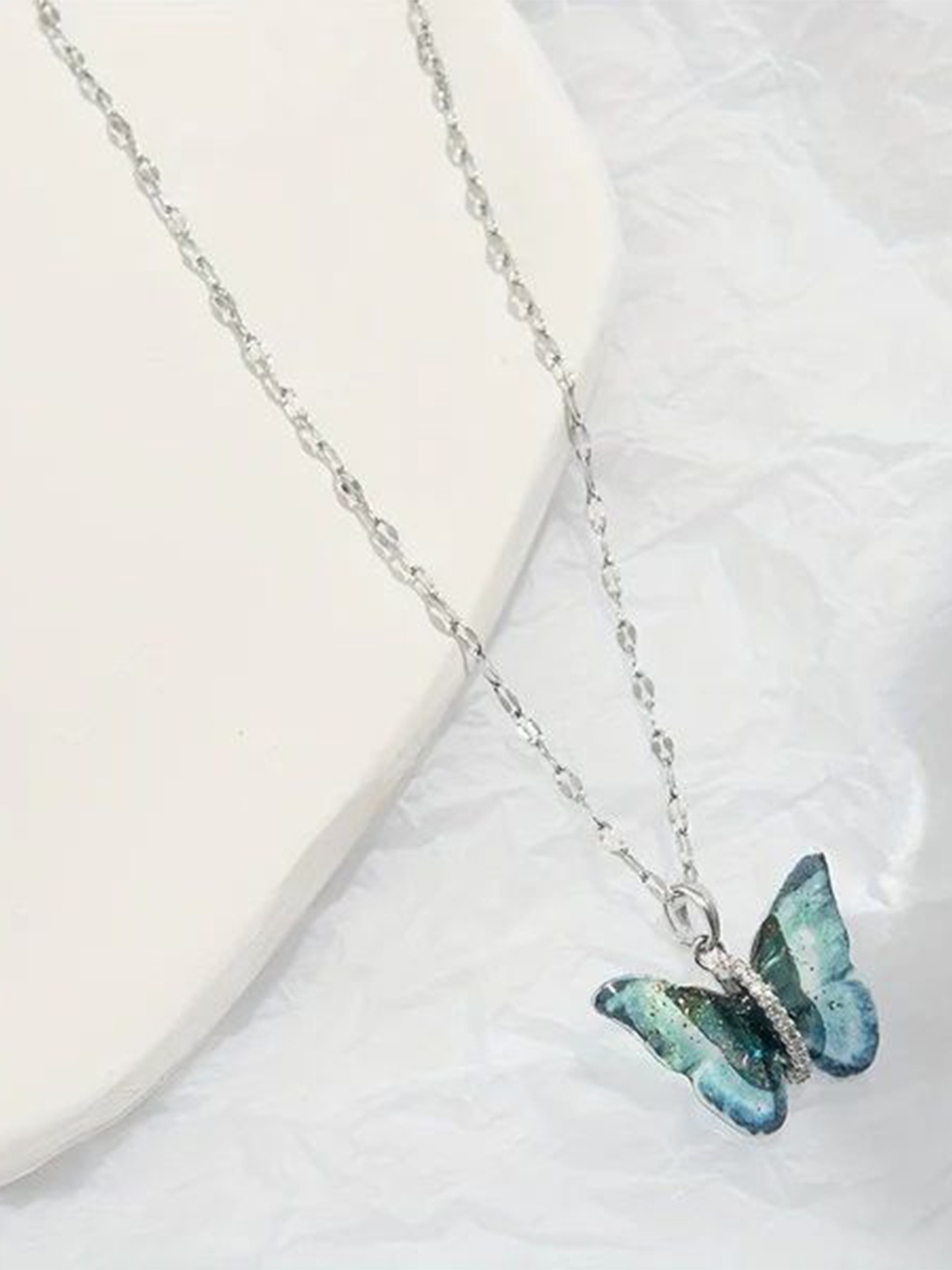 

MEENAZ Silver-Plated Stainless Steel Stones Studded Butterfly Pendant Chain