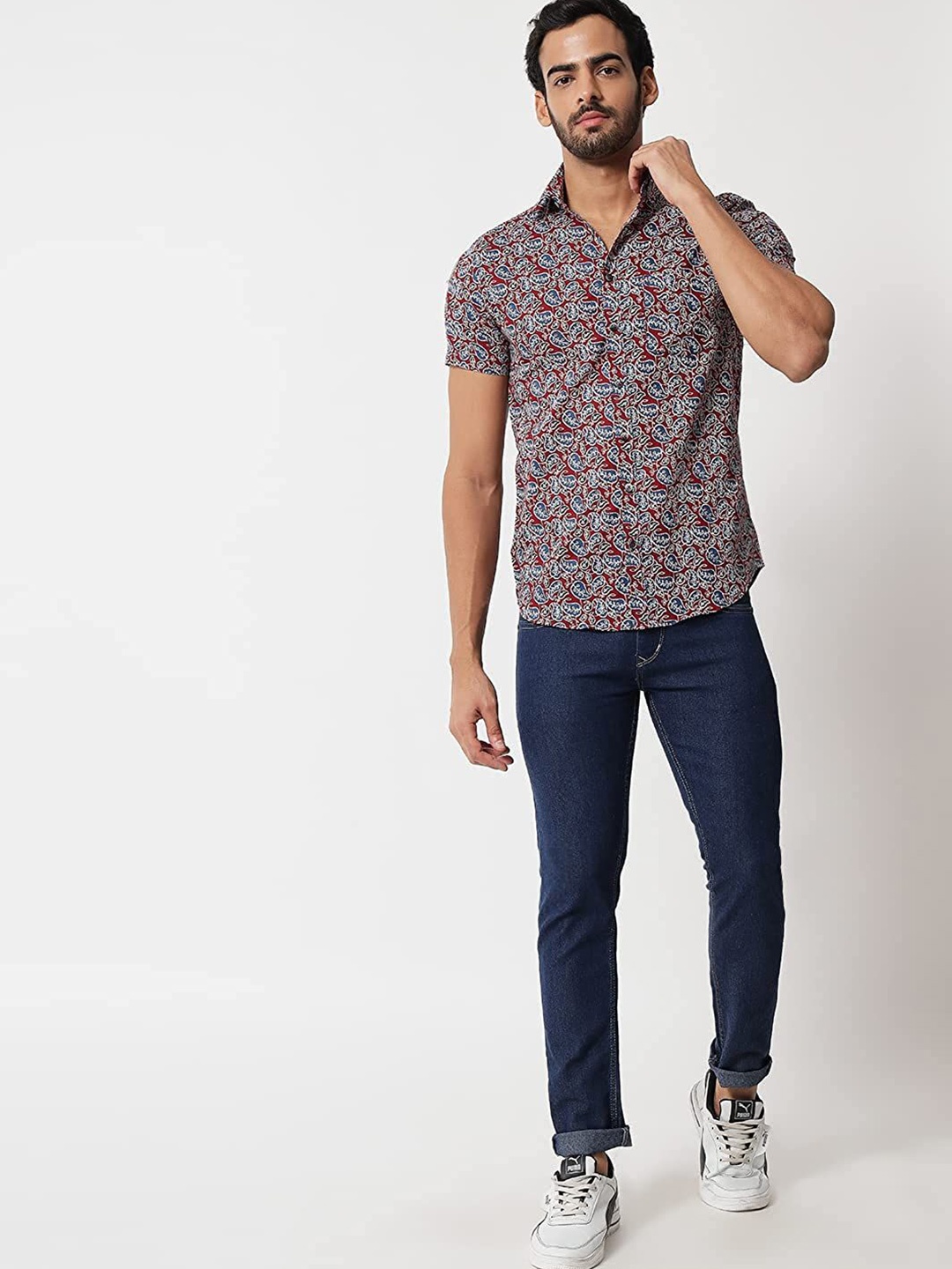 

SAY Men Classic Spread Collar Floral Printed Cotton Casual Shirt, Maroon