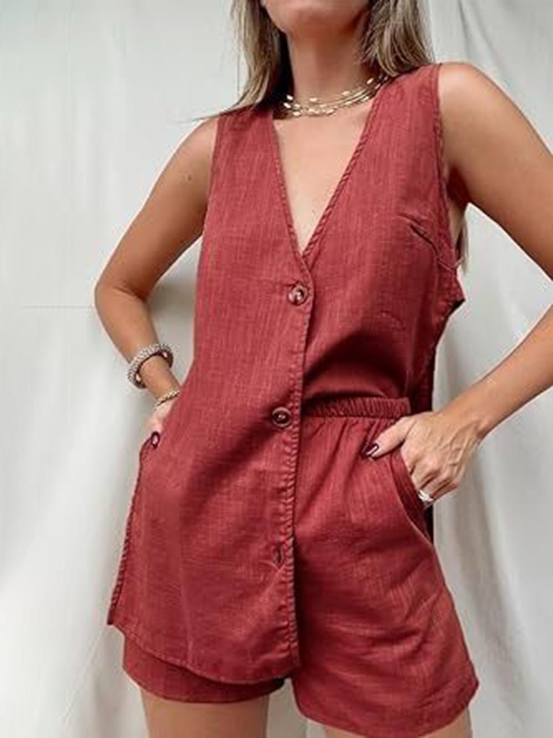 

MIAKEE Top With Shorts Co-Ords, Maroon