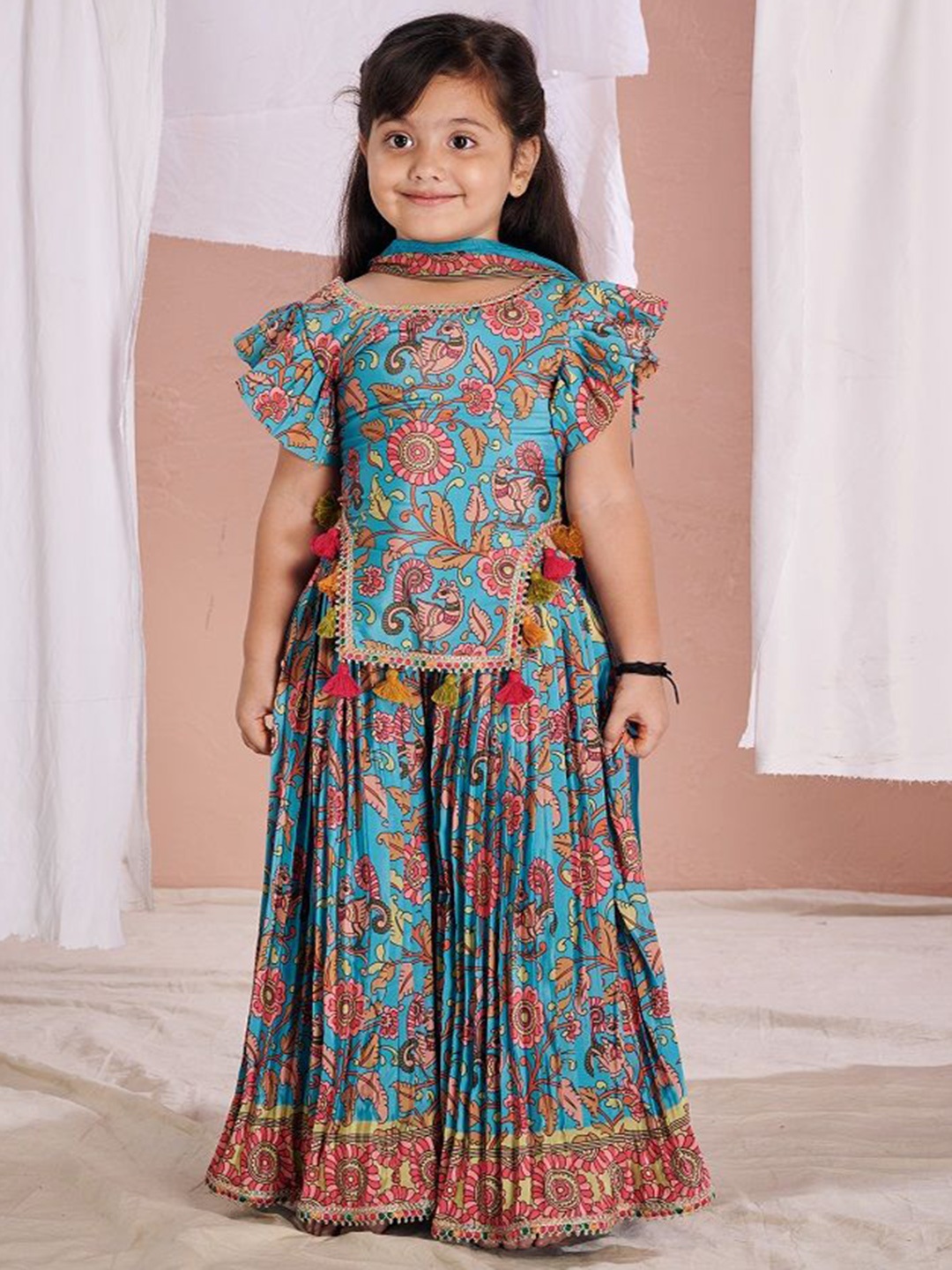 

Vivedkids Girls Floral Kalamkari Printed Top with Palazzos & Dupatta, Blue