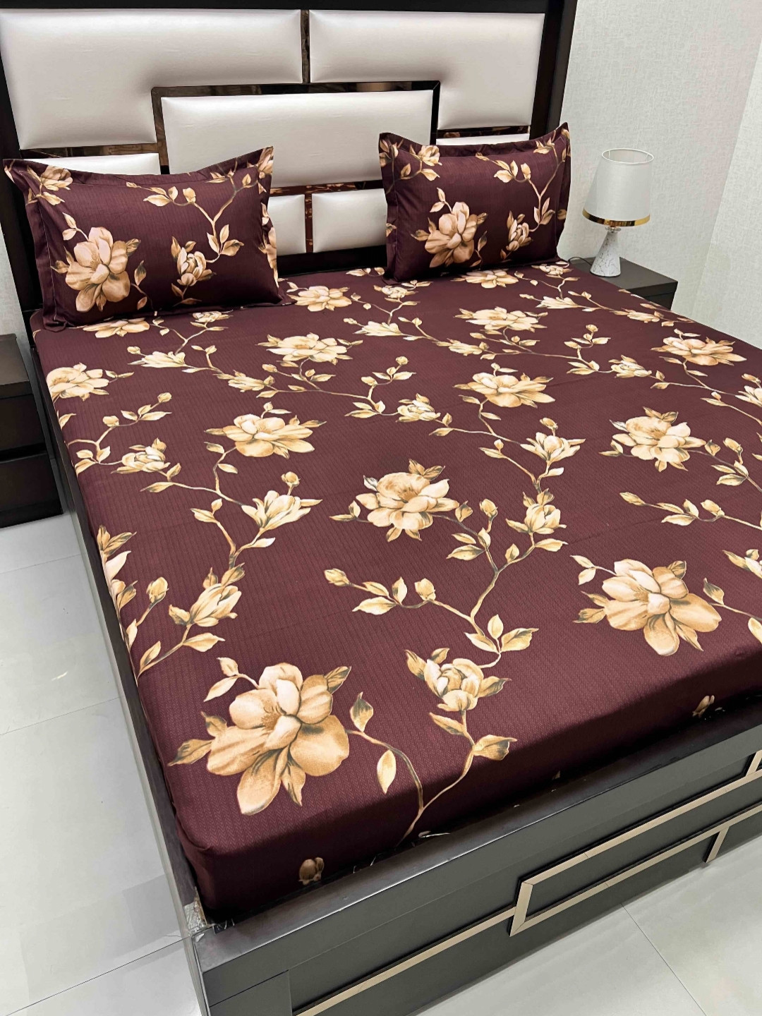 

Pure Decor Amulya Maroon Floral 210 TC Microfiber Queen Bedsheet with 2 Pillow Covers