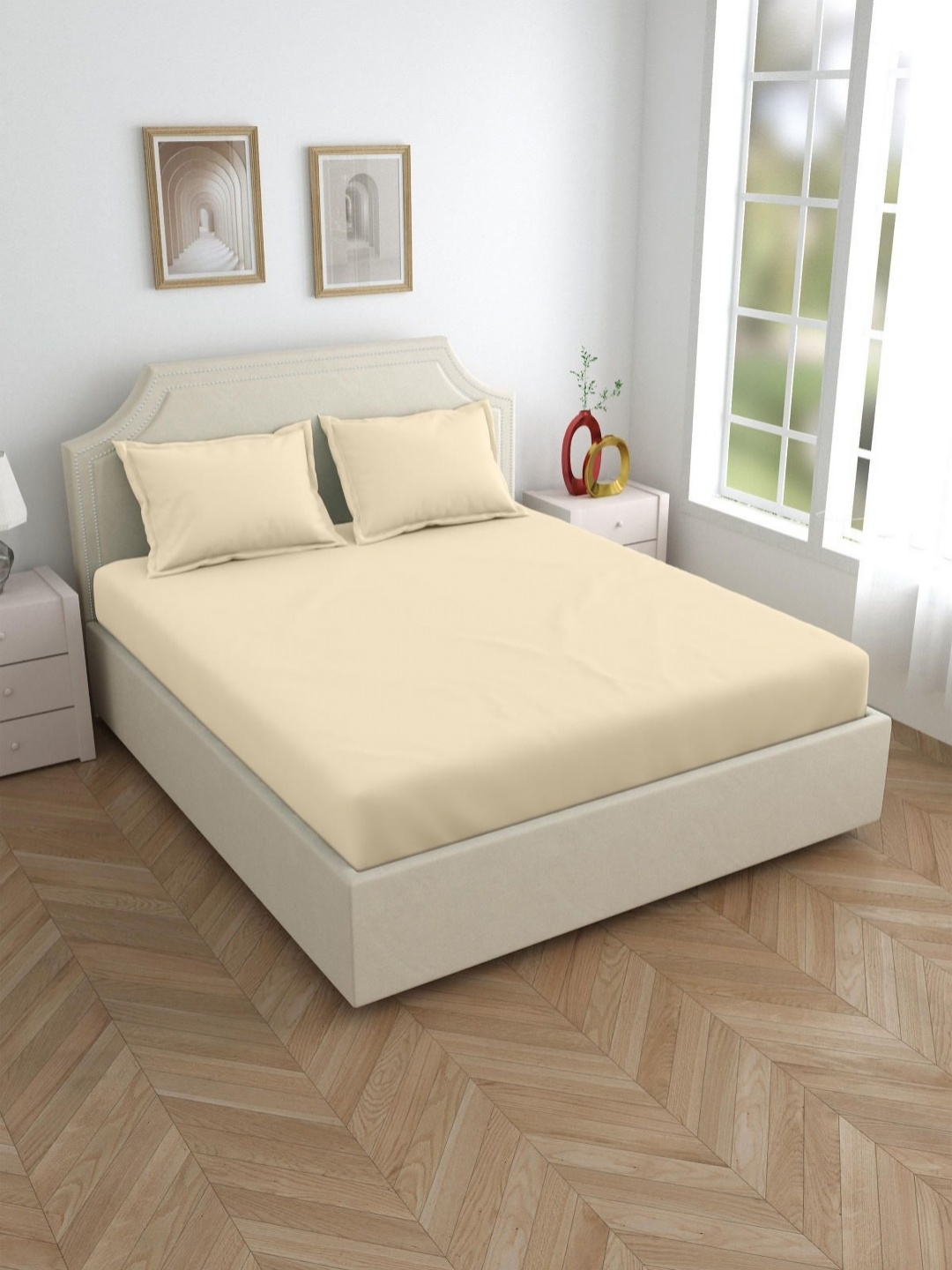 

Salona Bichona Beige 300 TC Cotton King Bedsheet with 2 Pillow Covers