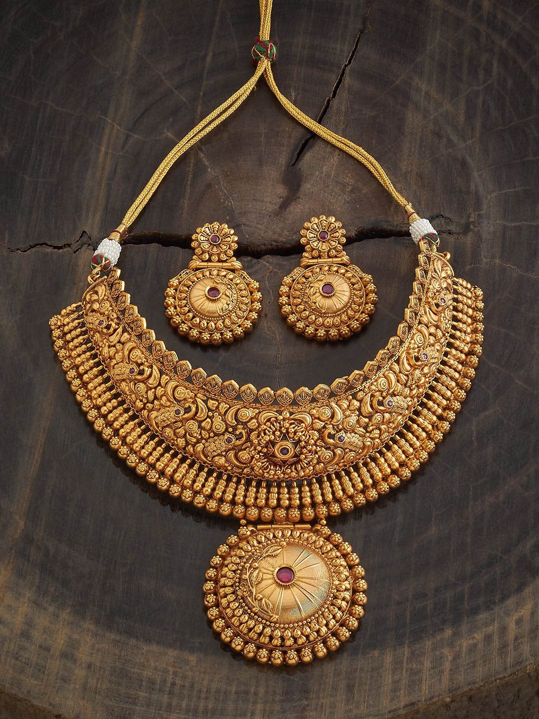 

Kushal's Fashion Jewellery Gold-Plated Stones-Studded Jewellery Set