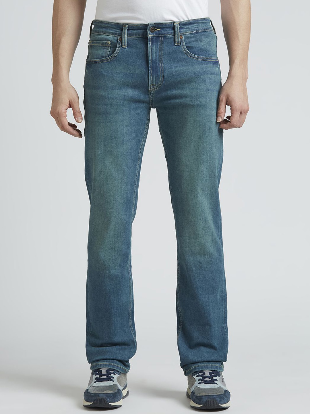 

Pepe Jeans Men Holborne Light Fade Stretchable Jeans, Blue
