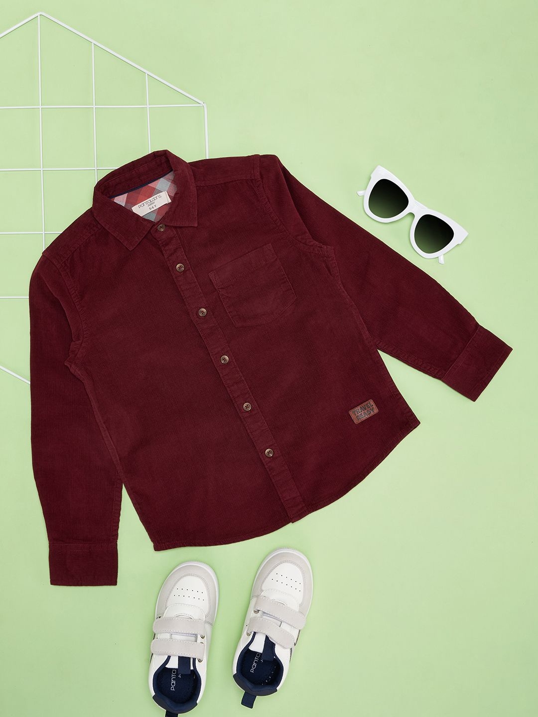 

Pantaloons Junior Boys Spread Collar Solid Cotton Casual Shirt, Red