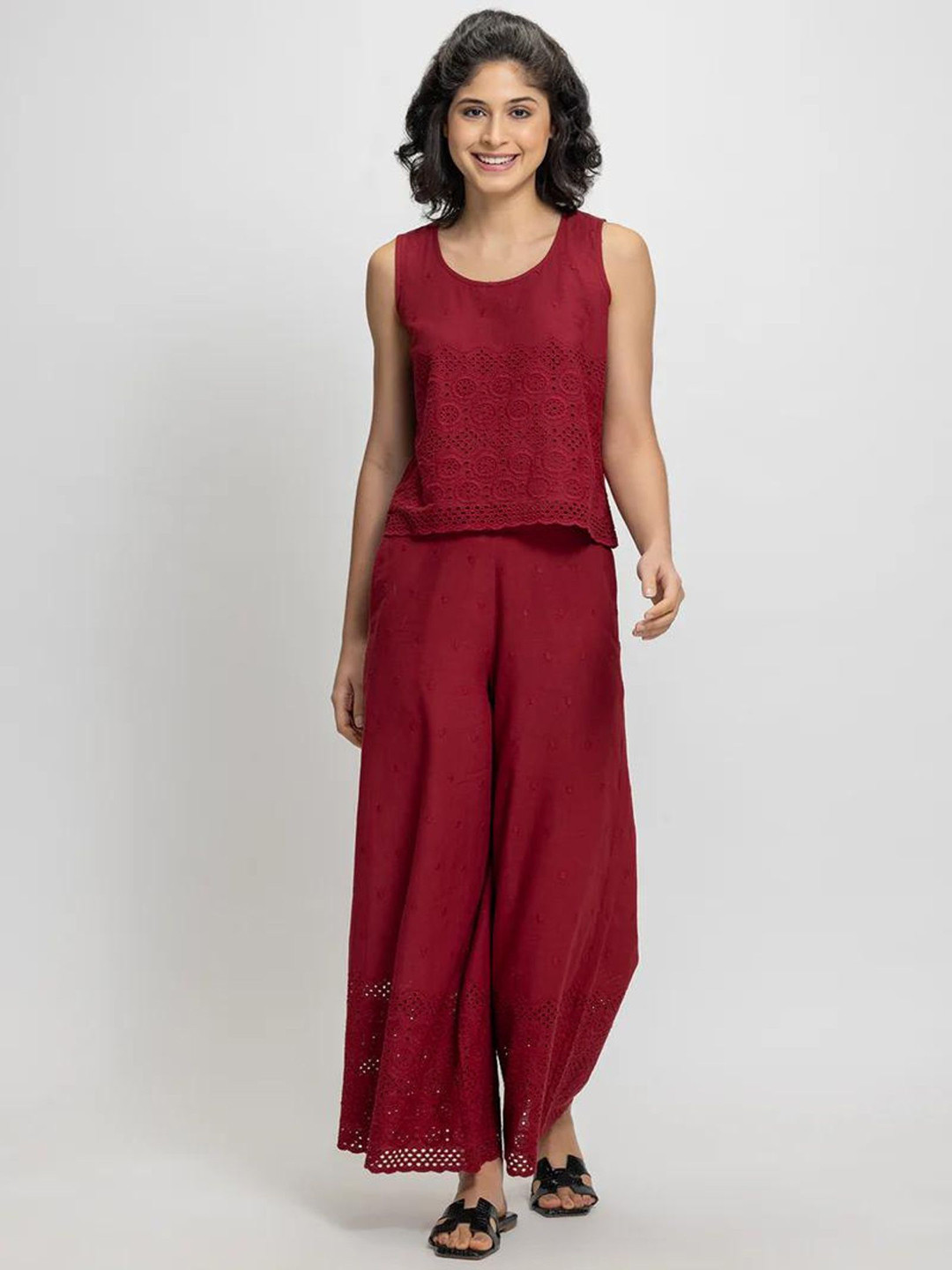 

DESIGNS BY QUEEN BEE Self Design Top With Palazzo, Maroon