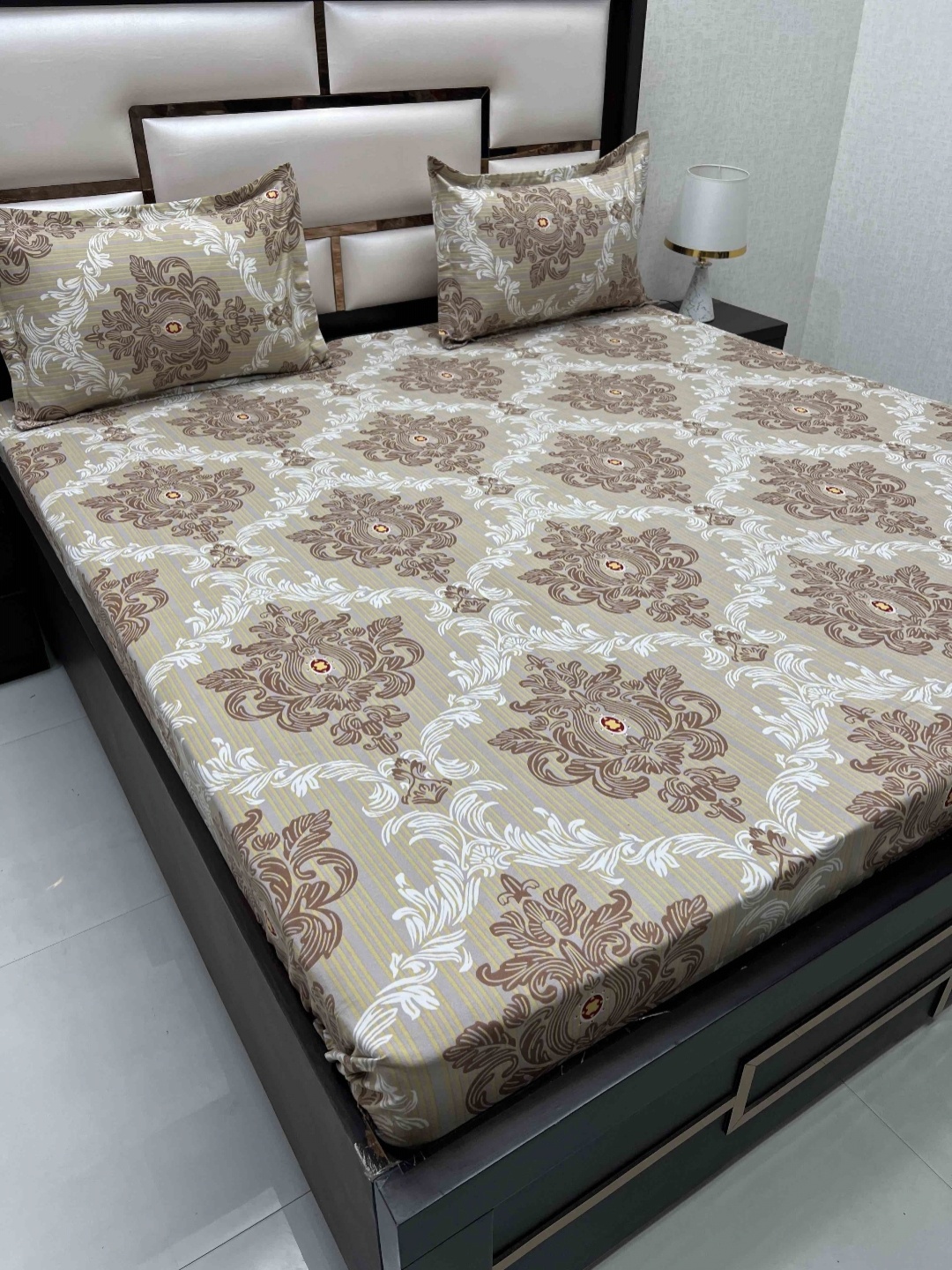 

Pure Decor Amulya Brown & White Printed 300 TC Queen Bedsheet with 2 Pillow Covers