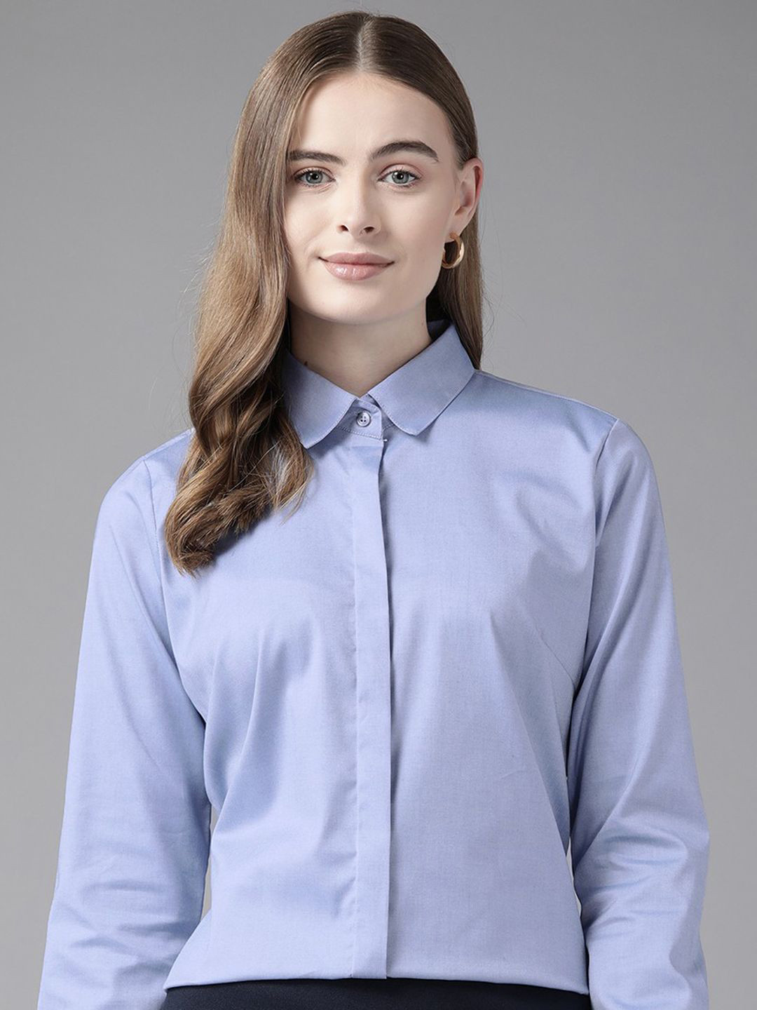 

Women Spread Collar Oxford Solid Wrinkle Ressistant Formal Shirt, Blue