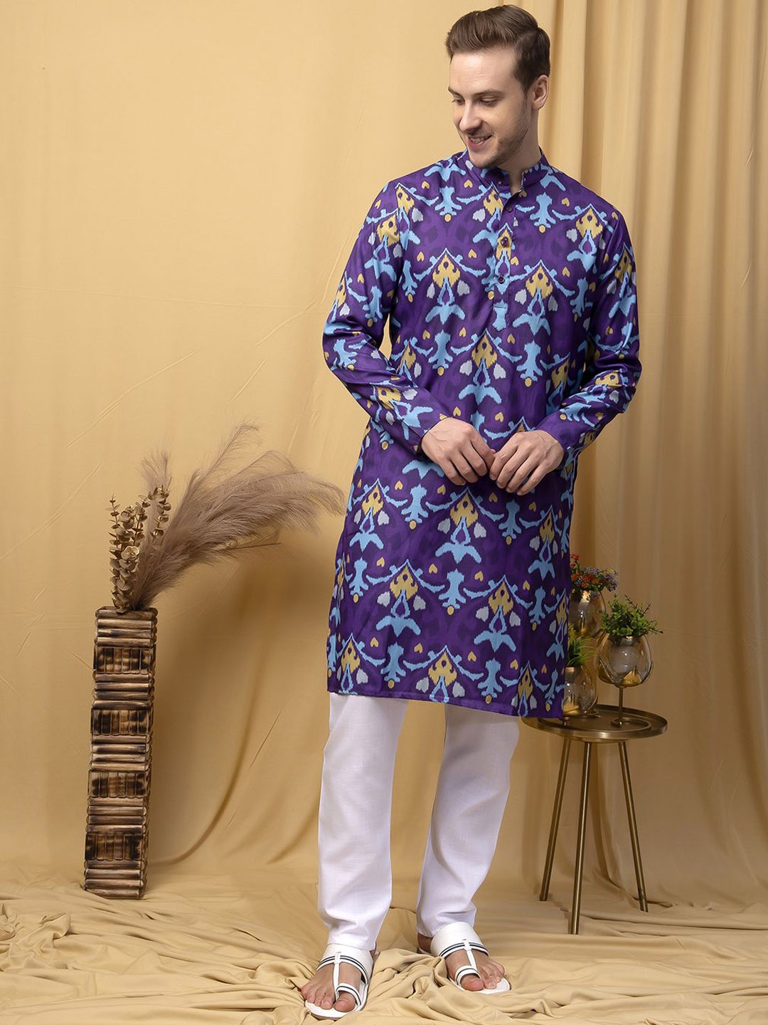 

Hangup Ethnic Motifs Printed Cotton Straight Kurta with Pyjamas, Purple