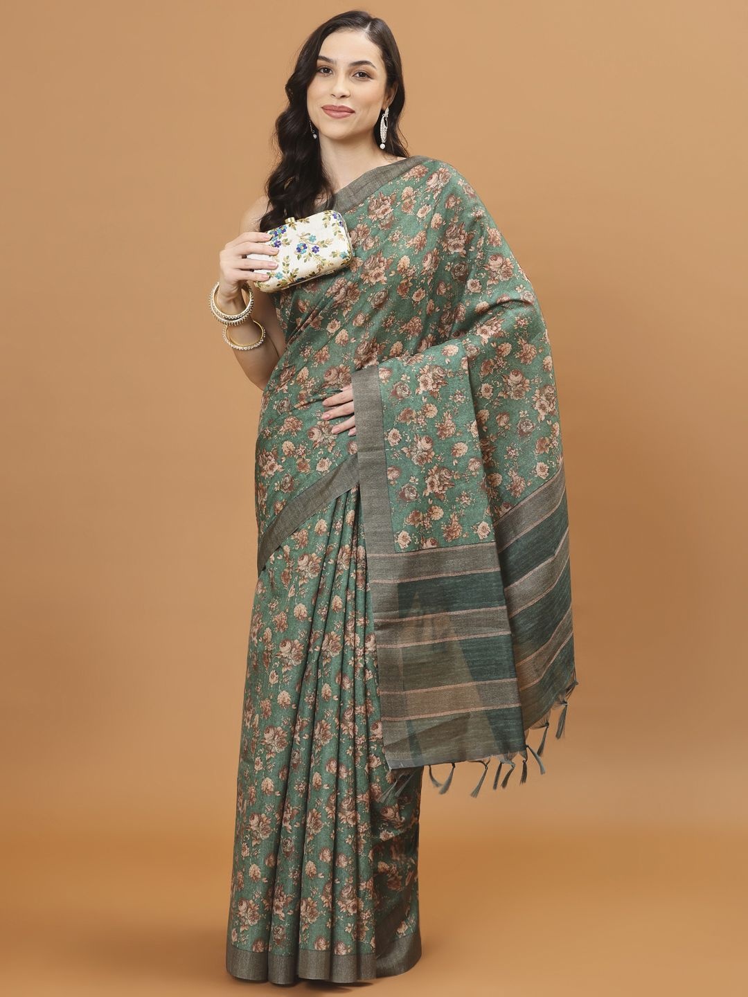 

Meena Bazaar Floral Art Silk Handloom Saree, Green