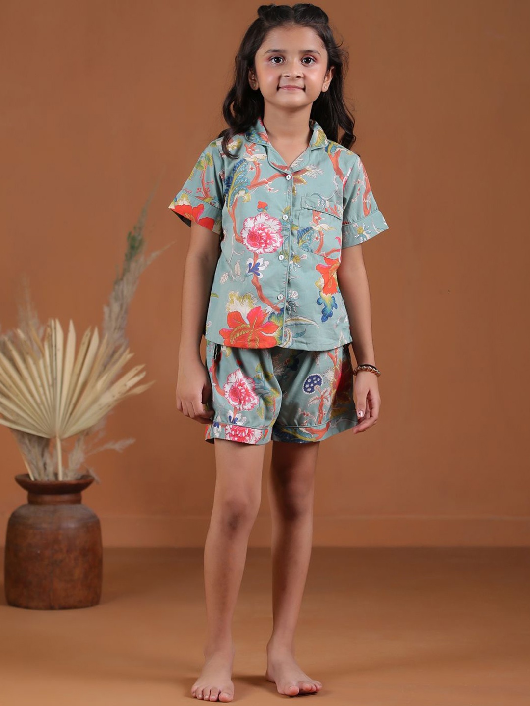 

SANSKRUTIHOMES Girls Floral Printed Night suit, Green