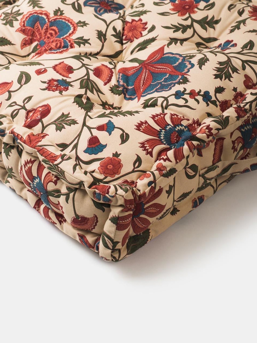 

Fabindia Gulzar Beige & Red Floral Printed Square Cushion Cover