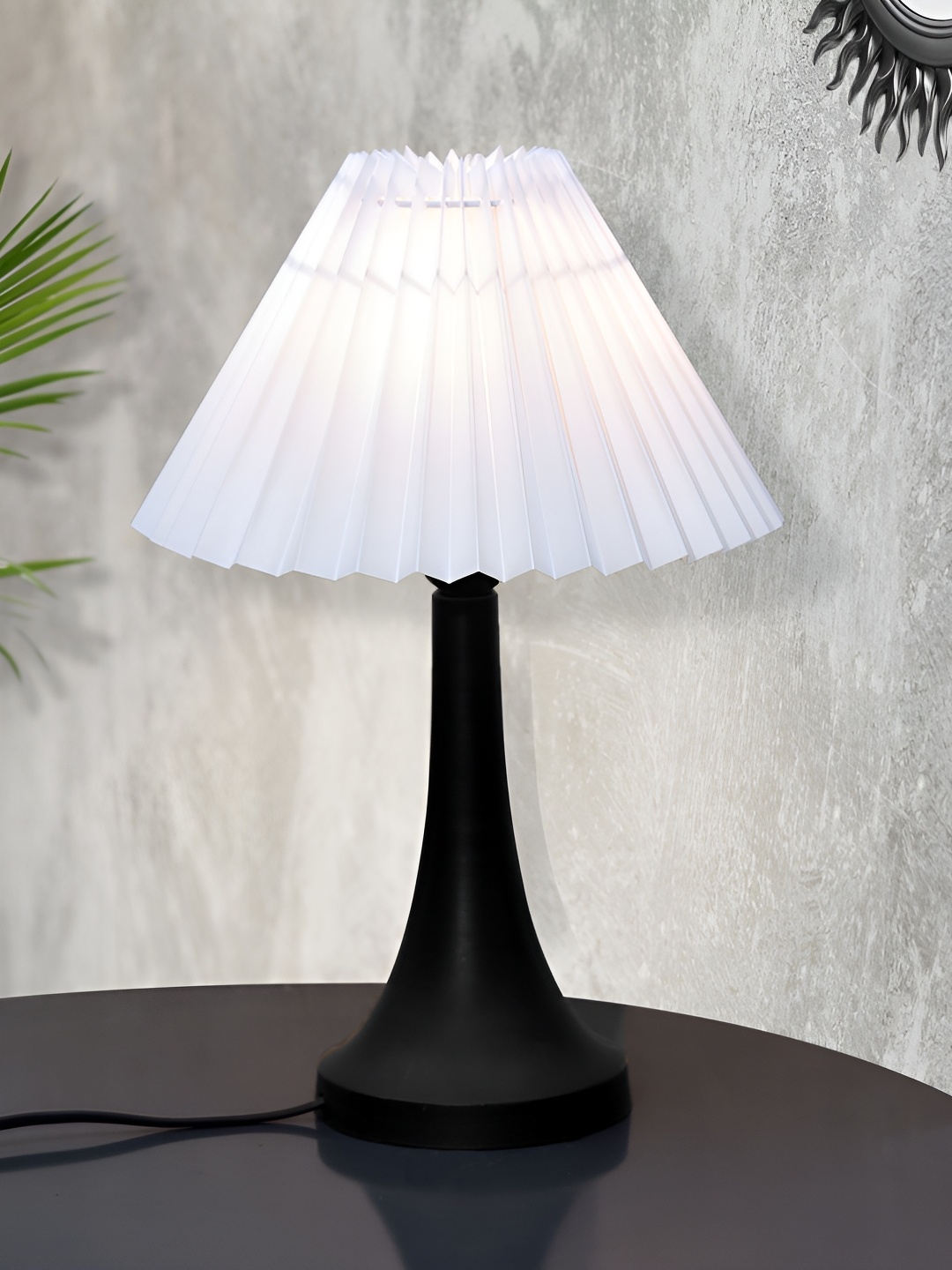 

Homesake White & Black Textured Frusturical Shaped Table Lamp