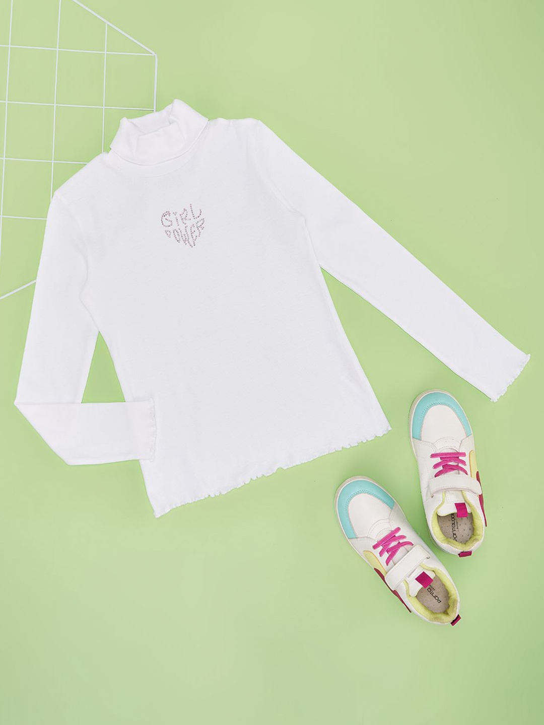 

Pantaloons Junior Girls Typography Printed Turtle Neck Sweatshirt, Off white