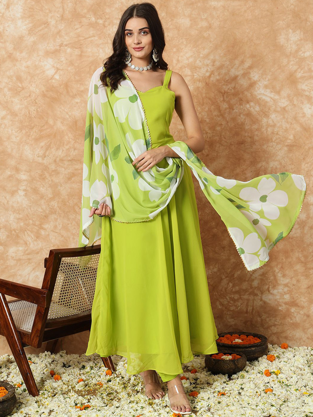 

KALINI Women Regular Silk Georgette Kurta with Pyjamas & With Dupatta, Green